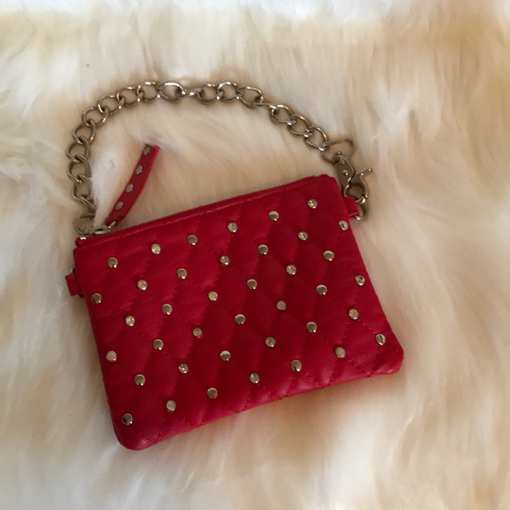 Small clutch